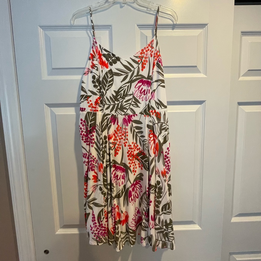 Old navy patterned print empire dress